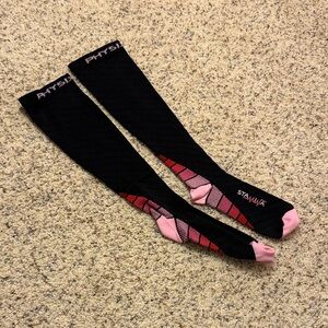 Physix Gear Compression Running Socks 20-30 mmHg